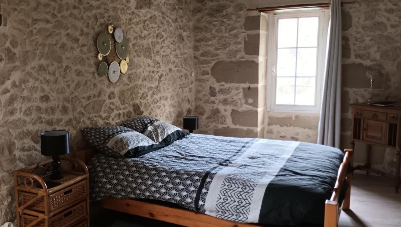 Les Gites Du Hameau Avec Piscine Castelnau-sur-Gupie Esterno foto